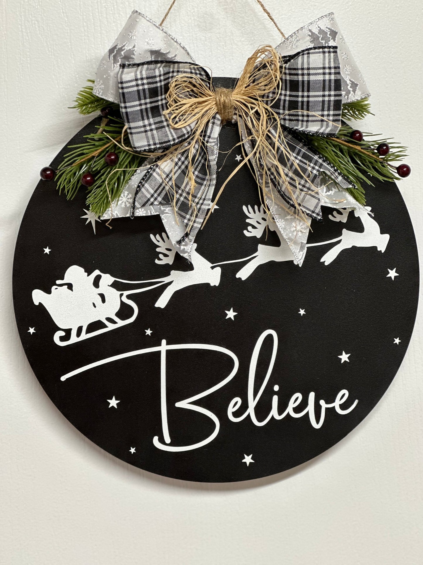 Believe Wood Round Hanger