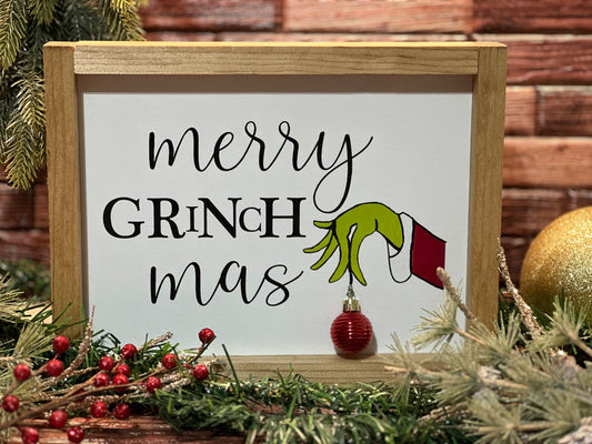 Merry Grinch Mas Framed Sign